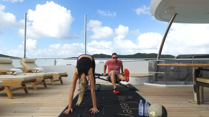 the-wellesley-sundeck-workout-yoga-min.webp