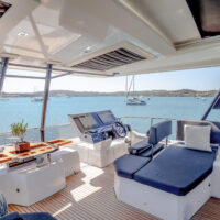 FOUNTAINE-PAJOT-POWER-67-FLYBRIDGE-10