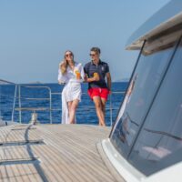 YACHTING_Power 67_couple-deck-day_hiCN1A1834