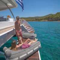 YACHTING_Power 67_couple-platform_hi_CN1A2928