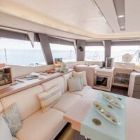 YACHTS 2021-NAMASTE Living Room_web_1731