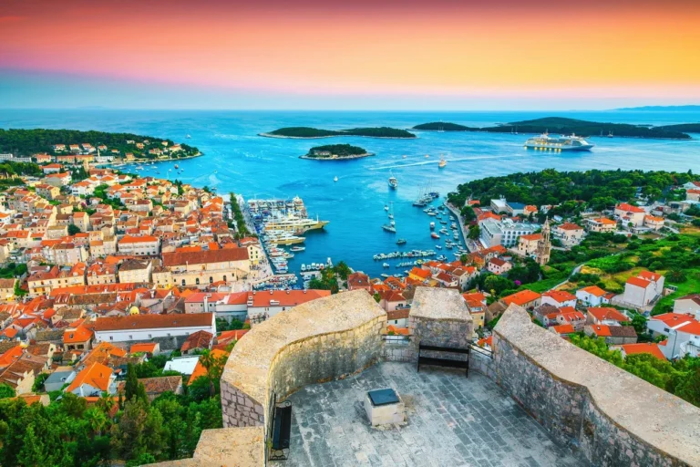 HVAR