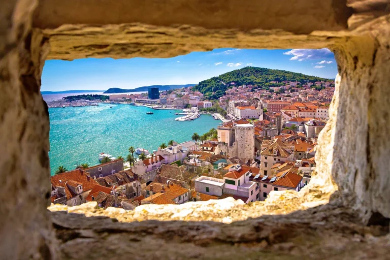 SPLIT