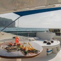 203 Flybridge