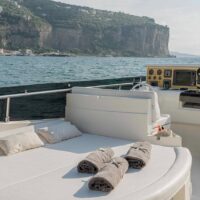 204 Sun bed and Deck Helm