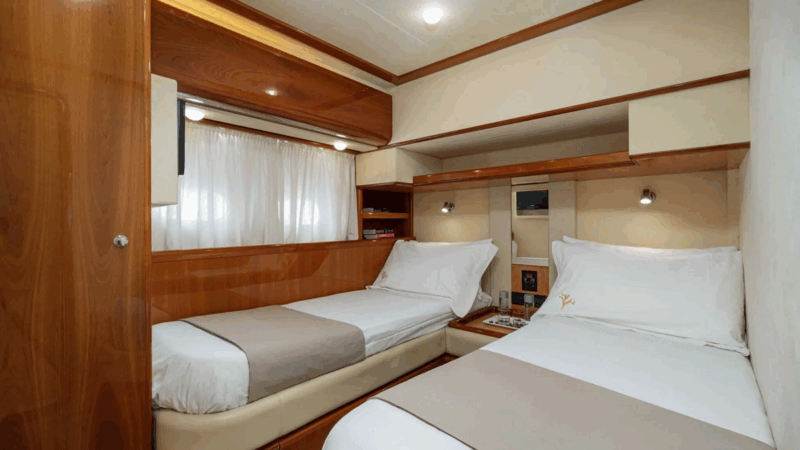 404 Twin suite