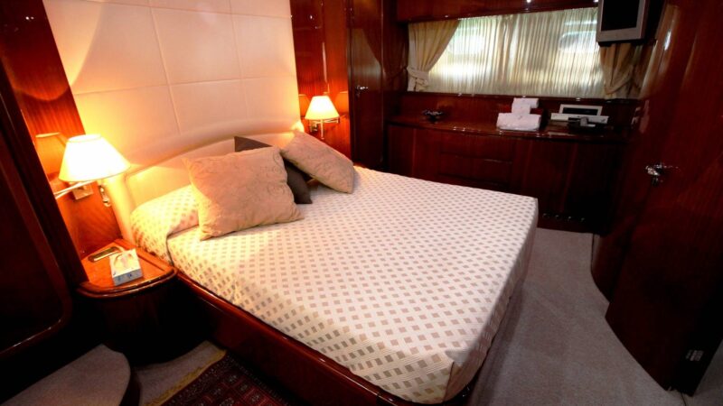 [MOTOR-YACHT-JAUNI]-8265-10