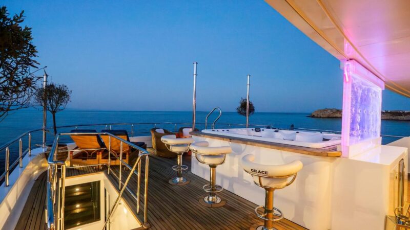 grace-yacht-3